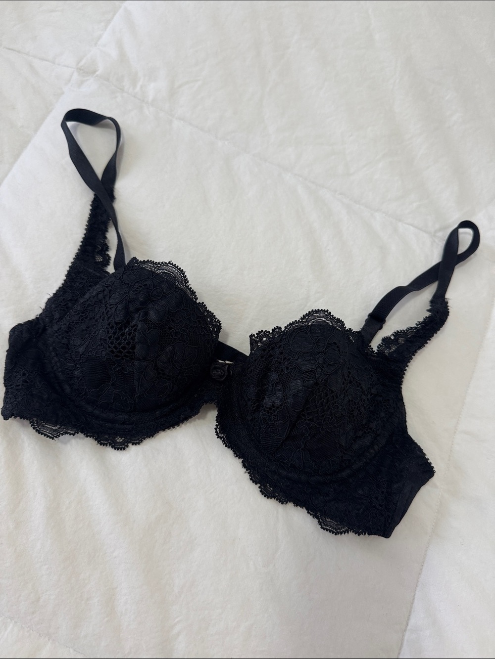 Victoria Secret’s Black Lace Underwire Bra - 32A